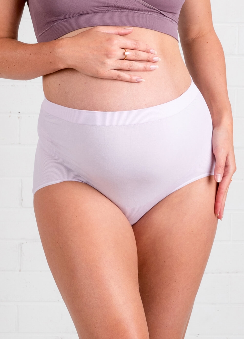 Queen Bee - Hailey Seamless Maternity Underwear Briefs in Lilac