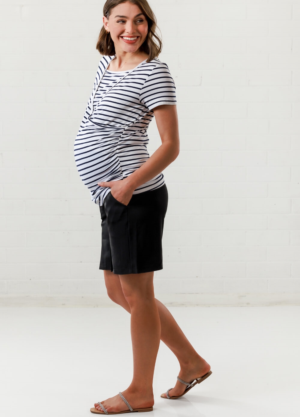 Lait & Co - Lunette Maternity Shorts in Black