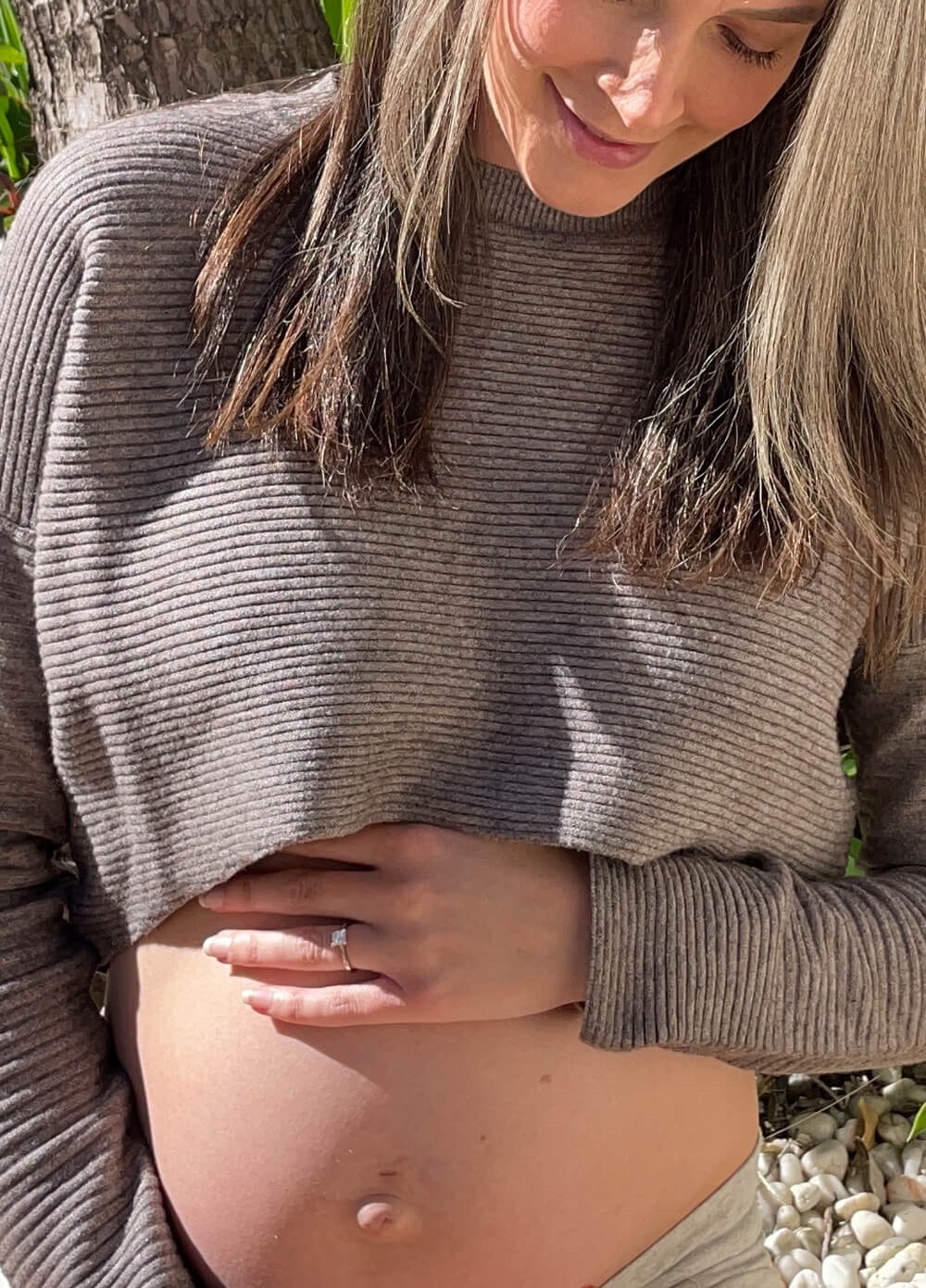 Lait & Co - Loren Ribbed Knit Maternity Crop Jumper in Taupe