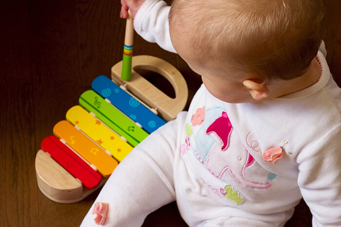 Choosing the Right Toys for your Baby