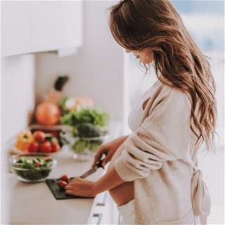 What Working Moms Can Learn from the Struggles of Stay-at-Home Moms