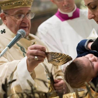 Pope Francis Encourages Breastfeeding in the Sistine Chapel
