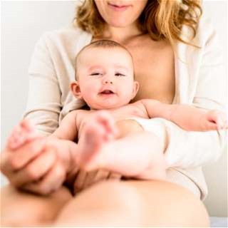 5 Essential Tips on Raising Two Under Two Postpartum