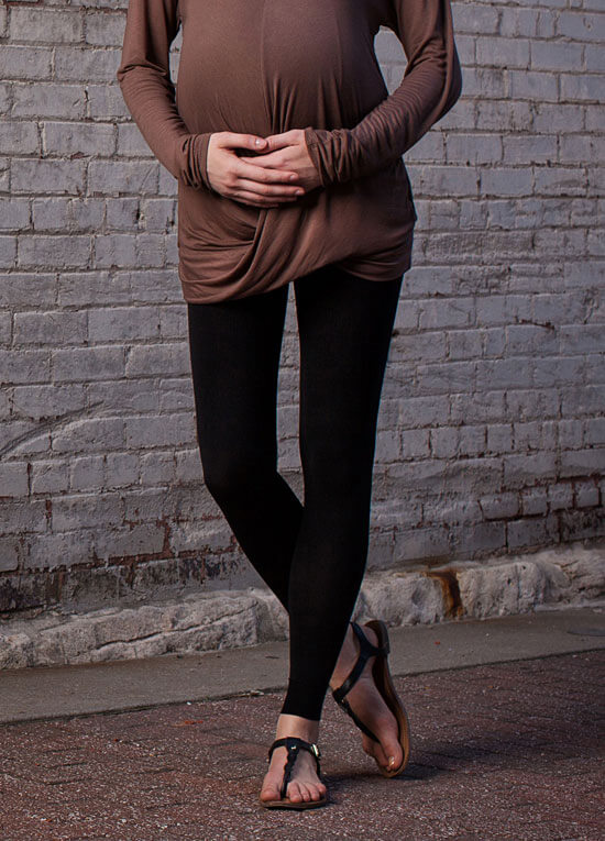 Preggers - Maternity Compression Leggings in Black | Queen Bee