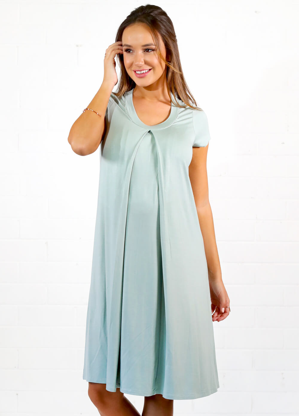 Floressa Jayda Hospital Maternity & Nursing Gown | Queen Bee