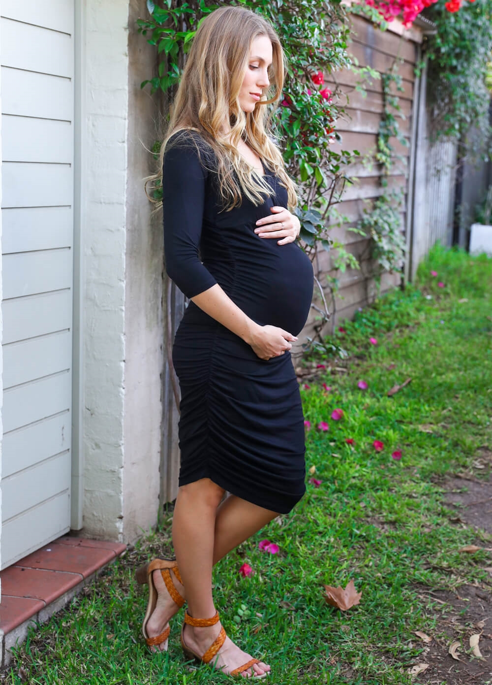 Floressa Aveline Maternity & Nursing Dress in Black | Queen Bee