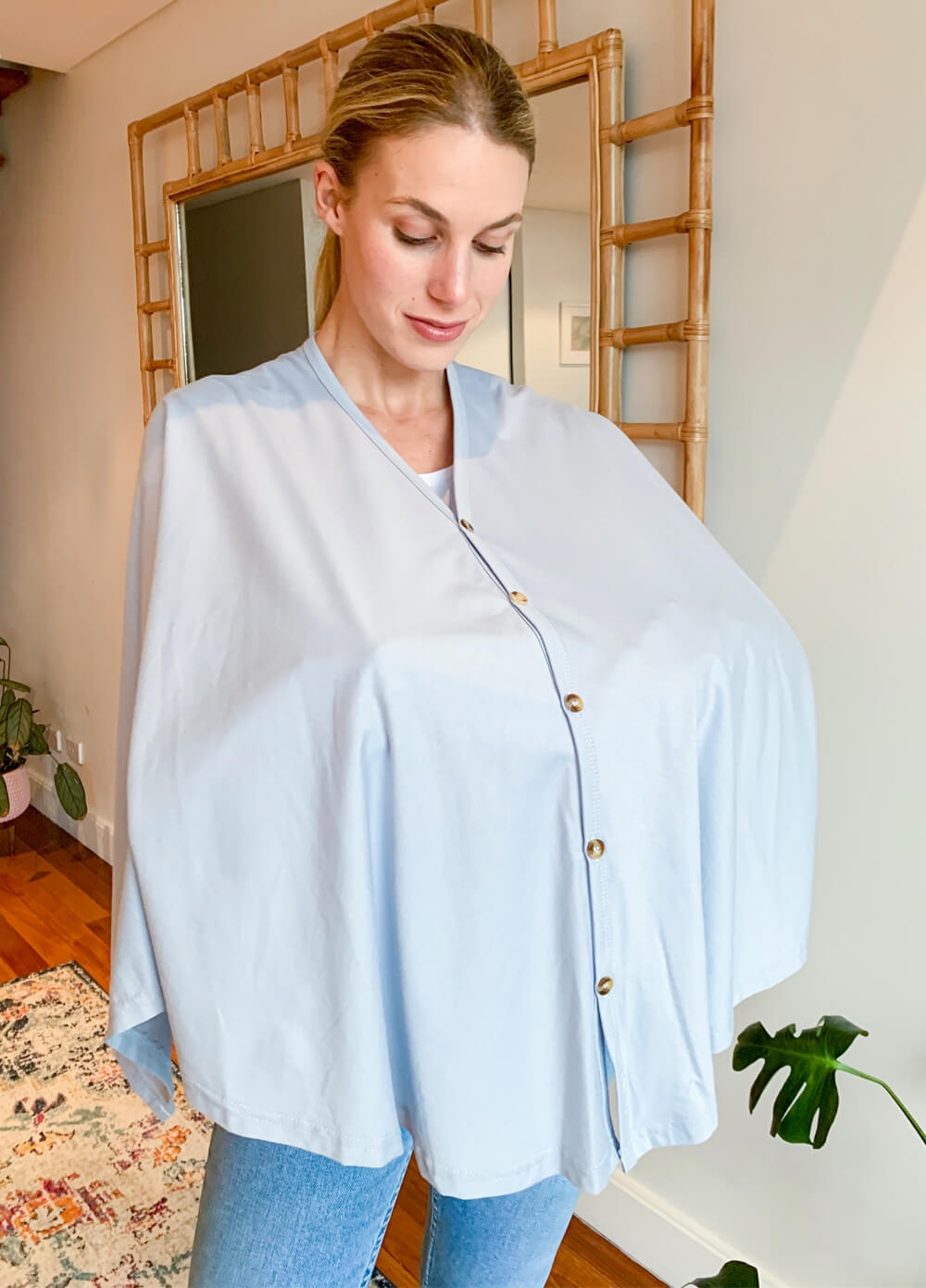 Lait & Co - Nursing Couverture in Pale Blue | Queen Bee