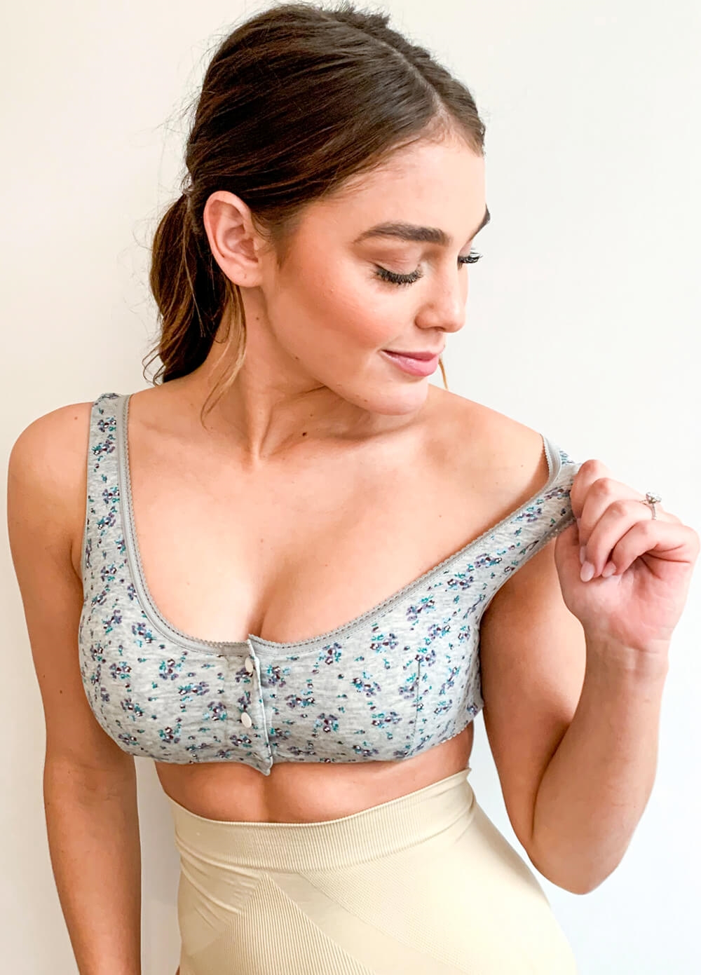 Queen Bee - Rosa Button Maternity Nursing Sleep Bra - Grey Floral