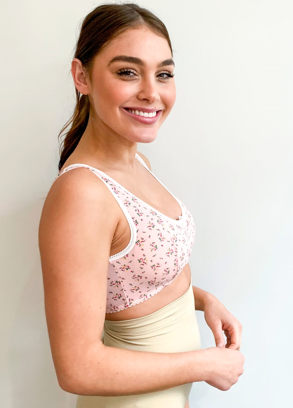 QueenBee® - Rosa Button Nursing Sleep Bra in White Floral