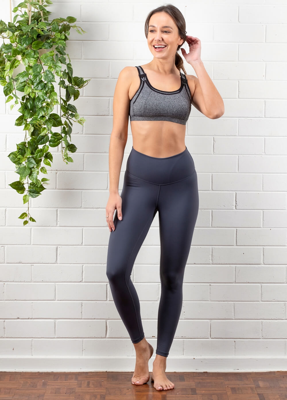 Queen Bee - Ivy Postnatal Recovery Leggings in Carbon