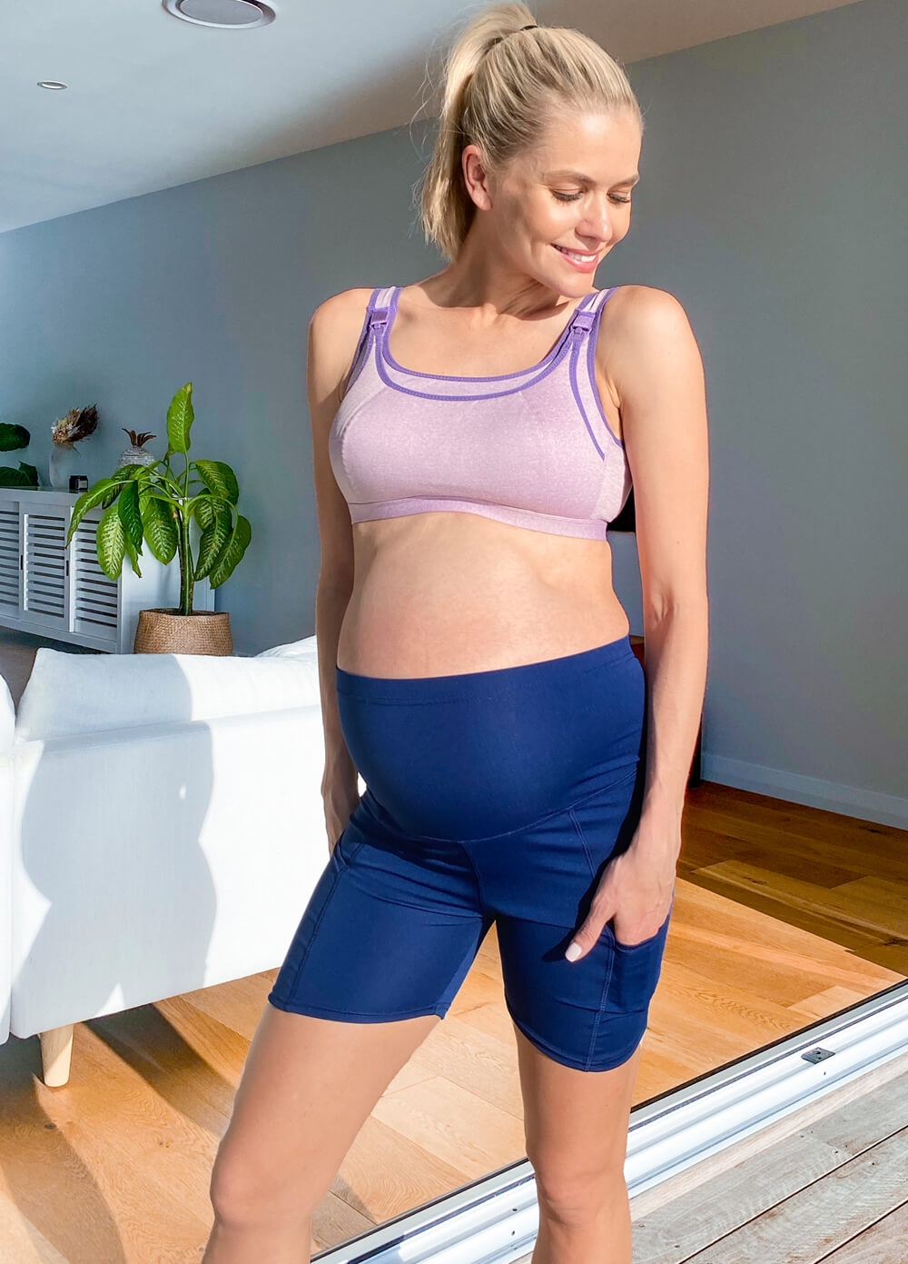 Queen Bee - Ellyse Maternity Active Bike Shorts in Navy