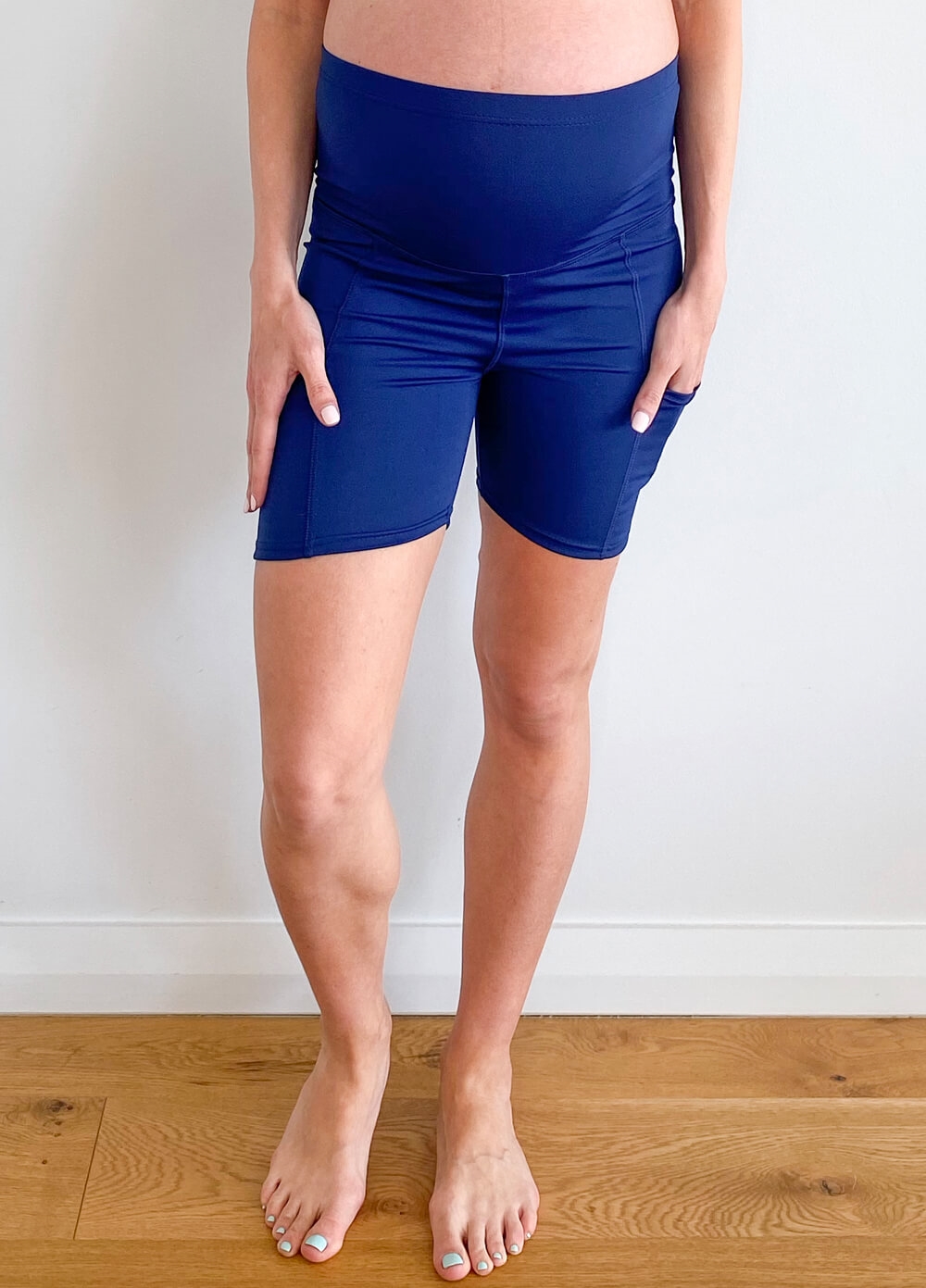 Queen Bee - Ellyse Maternity Active Bike Shorts in Navy