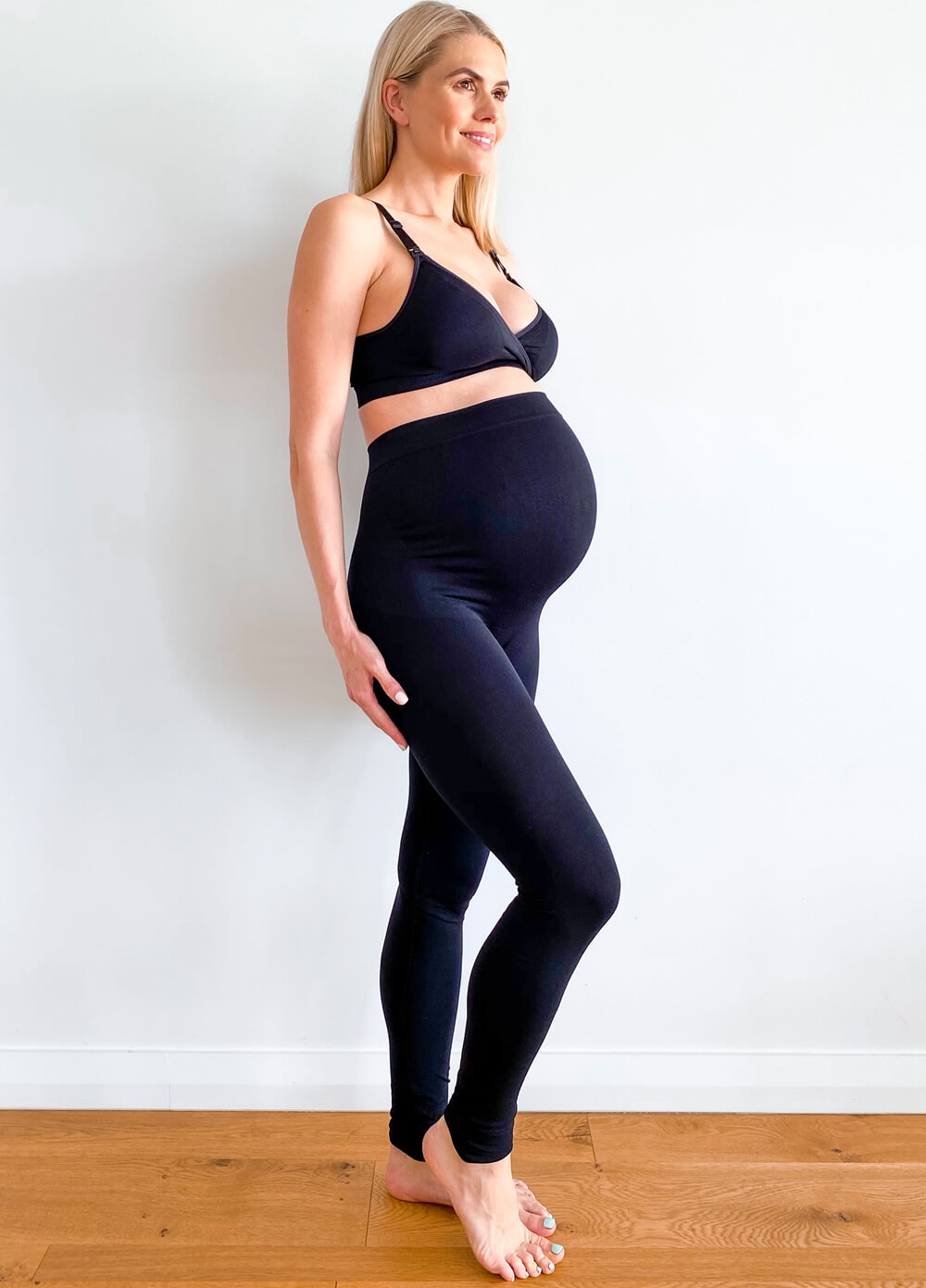 Queen Bee - Heavenly Seamless Maternity Leggings in Black