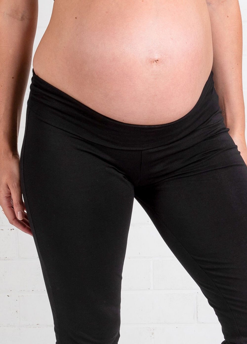 Trimester - Libertine Cropped Maternity Yoga Pants | Queen Bee