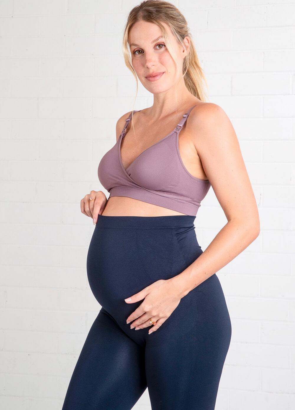 Cara Seamless Maternity Leggings in Navy Blue by Noppies