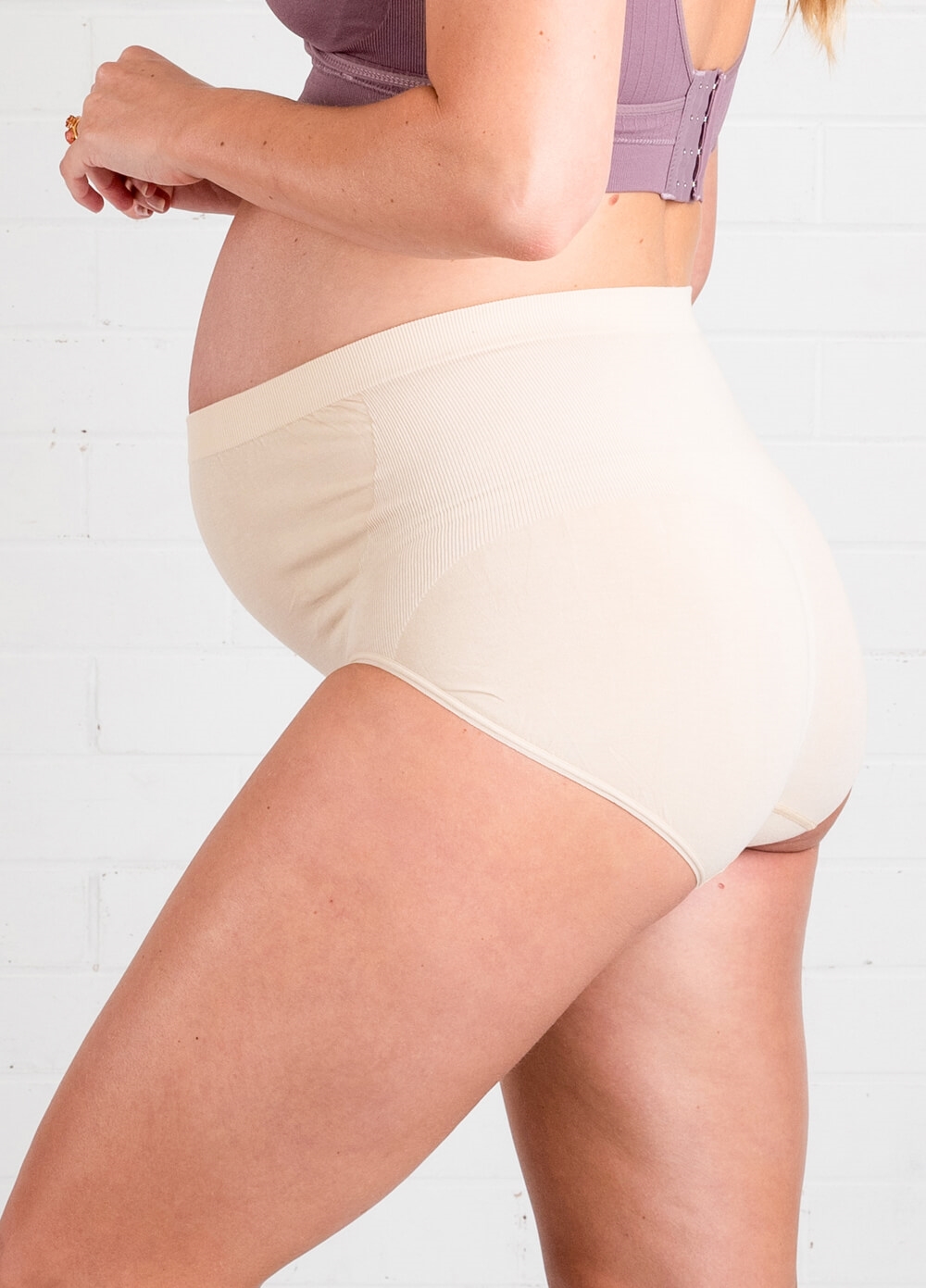 Queen Bee - Hailey Seamless Maternity Undwear Briefs in Nude