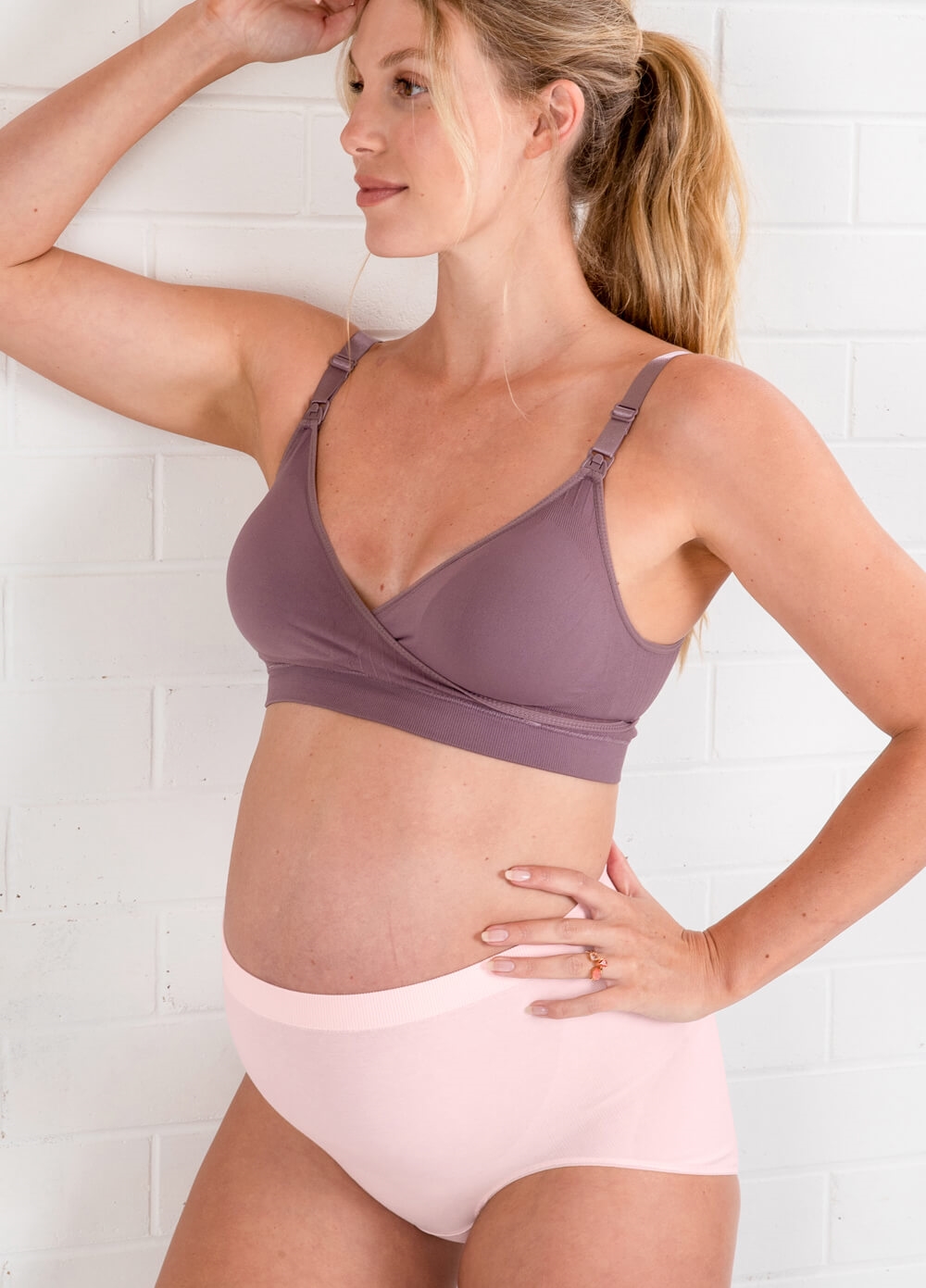 Queen Bee - Hailey Seamless Maternity Underwear Briefs in Pink