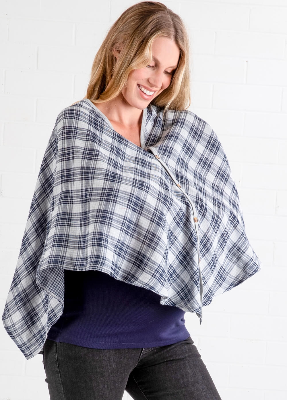 Lait & Co - Cadene Nursing Cover in Grey Plaid | Queen Bee