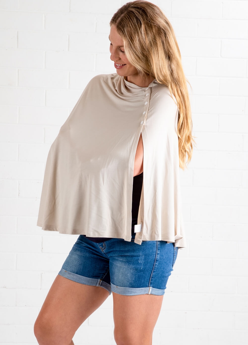 Lait & Co - Memoire Nursing Cover Shawl in Ivory | Queen Bee