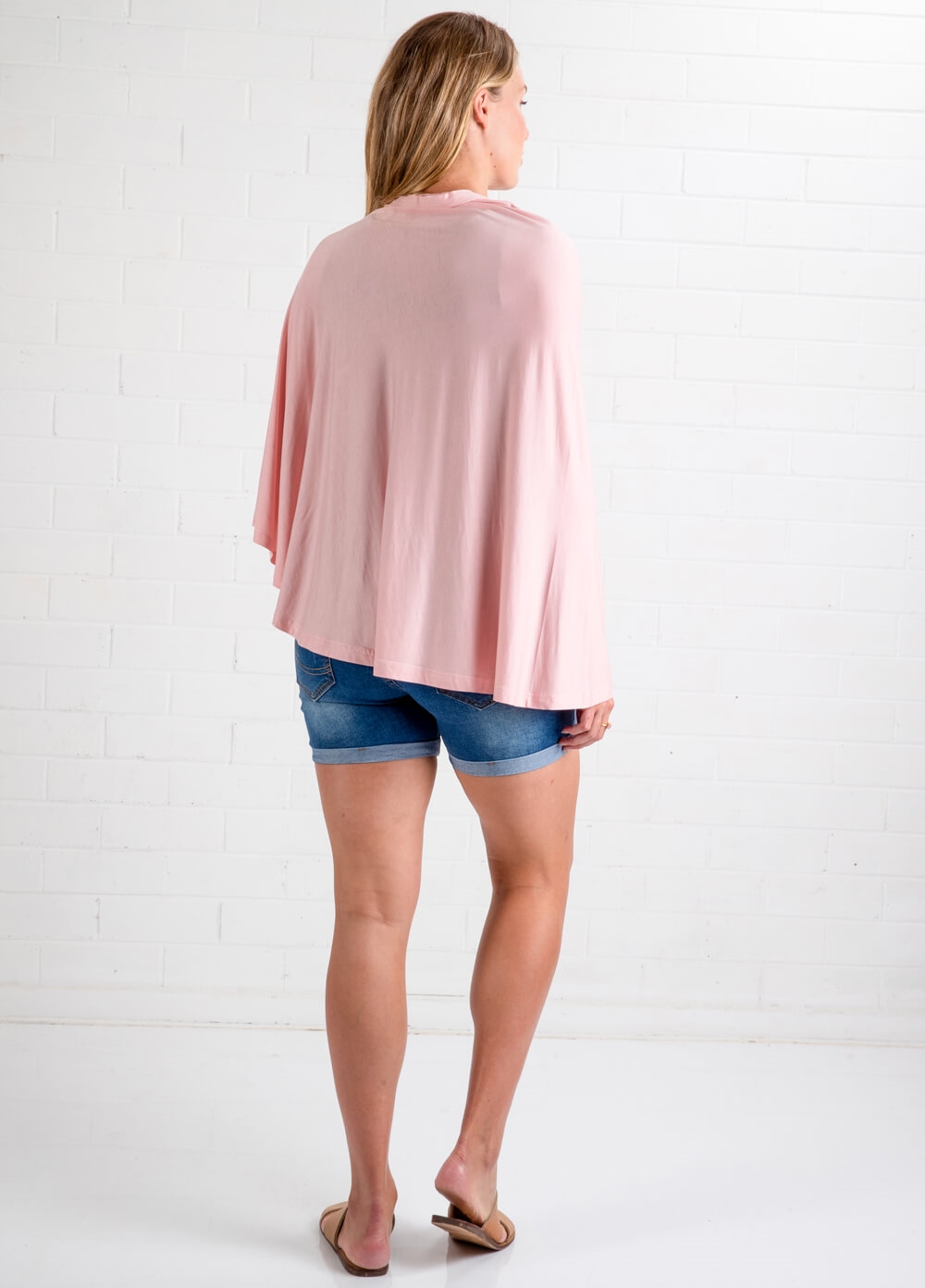 Lait & Co - Memoire Nursing Cover Shawl in Pink | Queen Bee