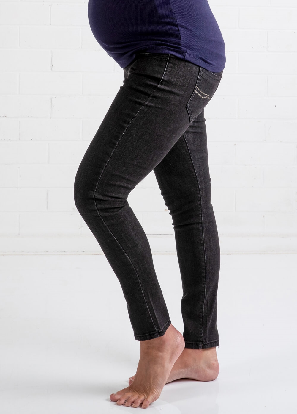 Lait & Co - Christophe Ankle Maternity Jeans in Washed Black