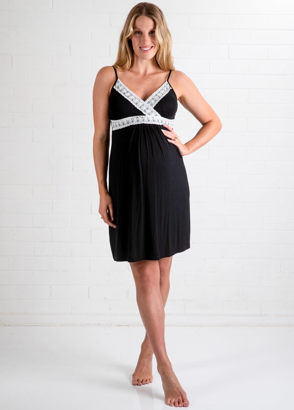 Lait & Co - Moselle Black Maternity & Nursing Chemise | Queen Bee