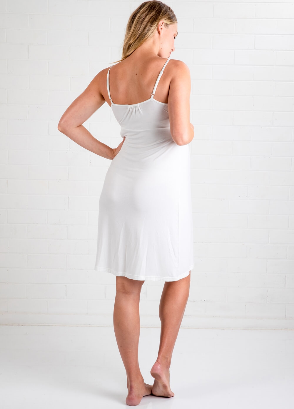 Lait & Co - Moselle Ivory Maternity Nursing Chemise | Queen Bee
