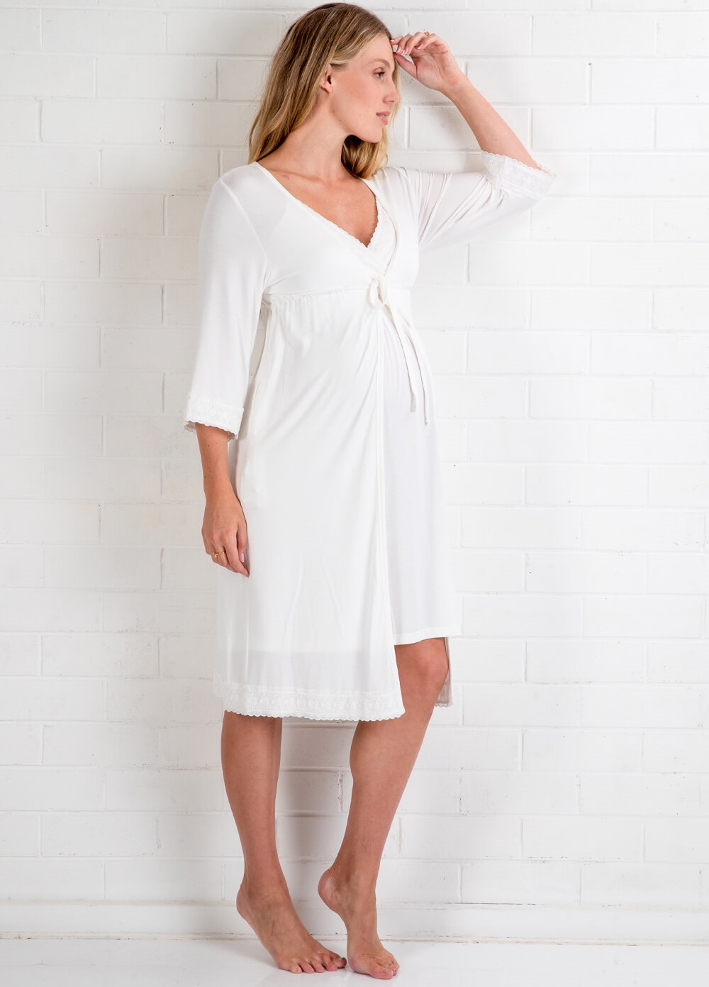 Lait & Co - Moselle Ivory Maternity Robe | Queen Bee