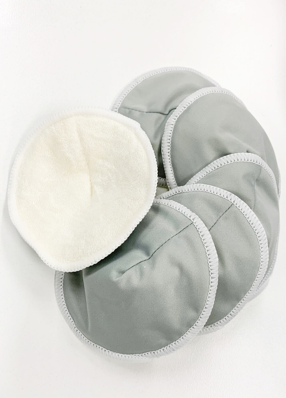 Contoured Resuable Bamboo Nursing Pads (3 Pairs) in Charcoal