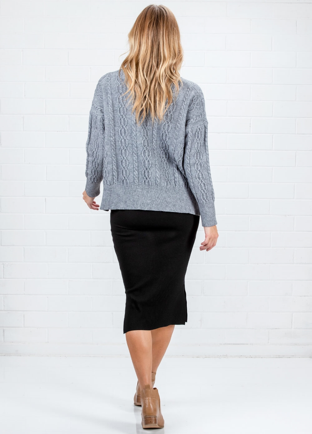 Lait & Co - Josie Cable Knit Cropped Maternity Jumper in Grey