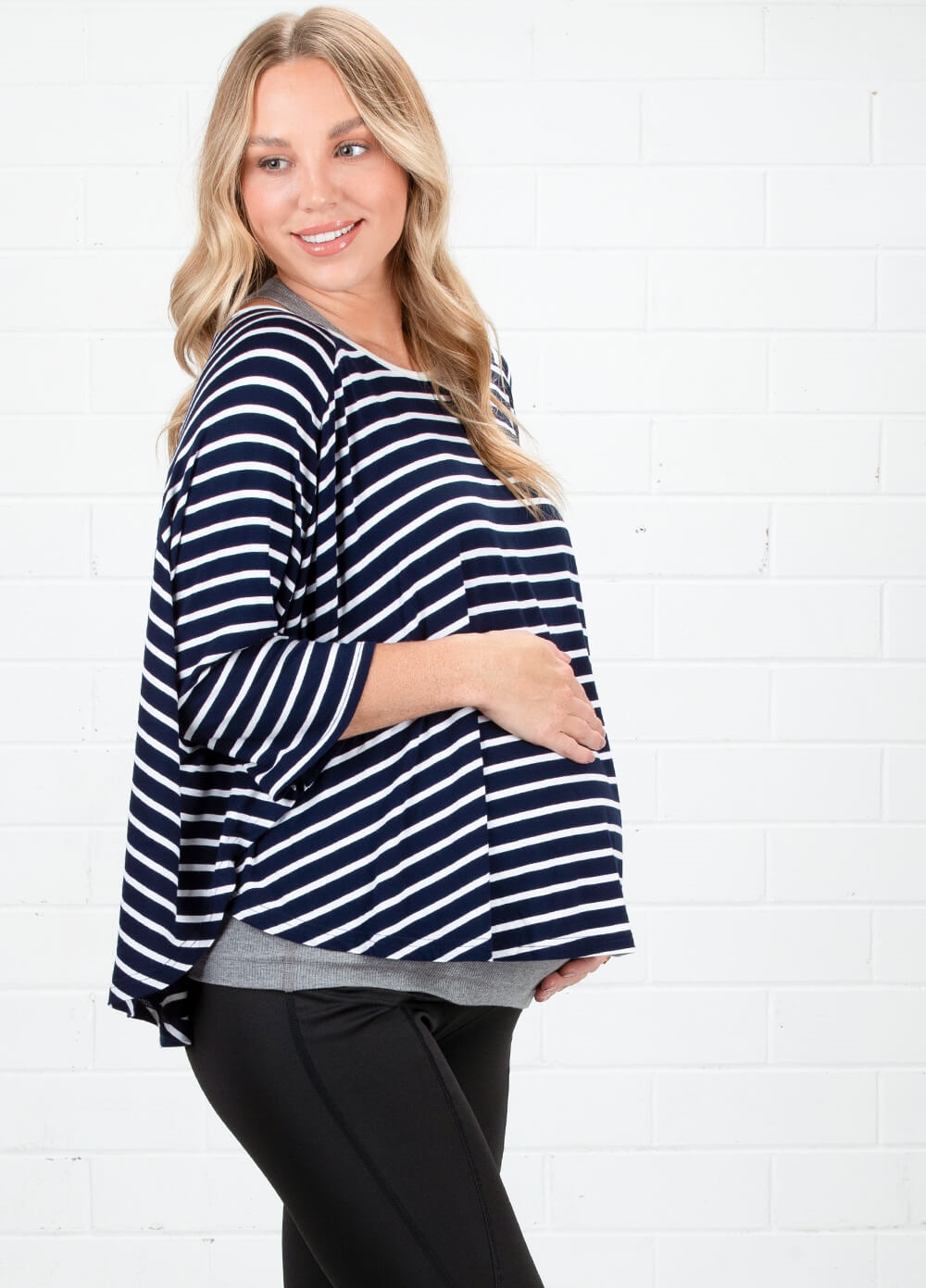 Lait & Co - Zilia Breastfeeding Cover in Navy Stripes | Queen Bee