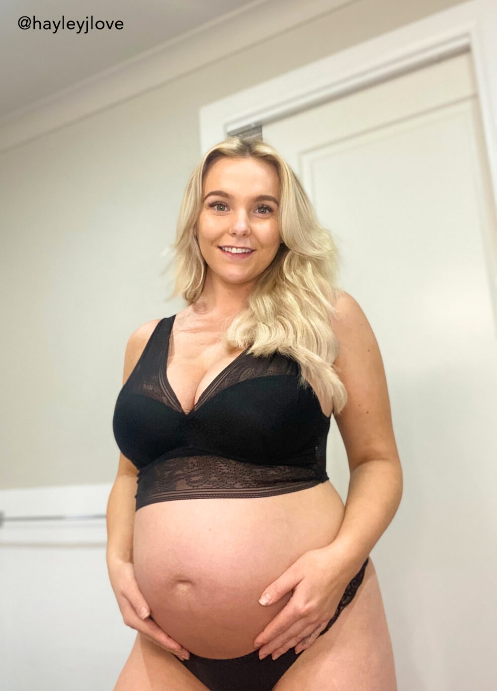 Queen Bee - Selena Maternity Lace Bralette in Black