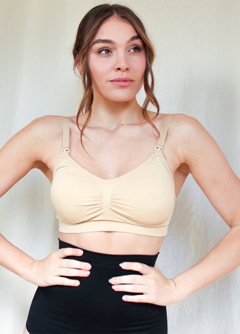 Queen Bee - Stella Seamless Pumping Bra in Nude