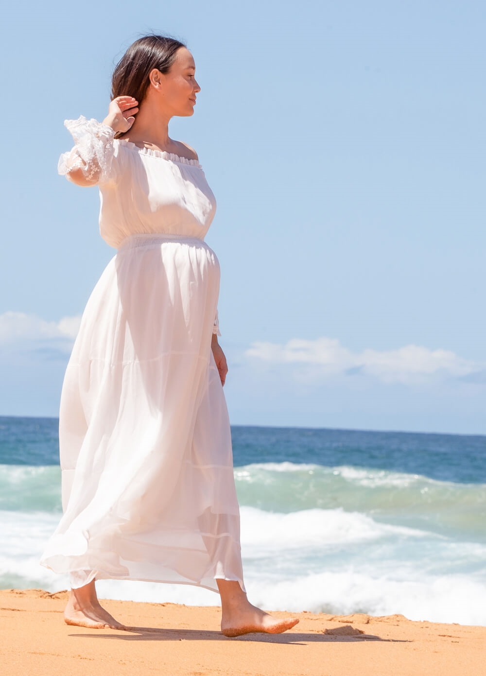 Lait & Co - Ruby-Grace Lace Sleeve Maternity Gown in Ivory