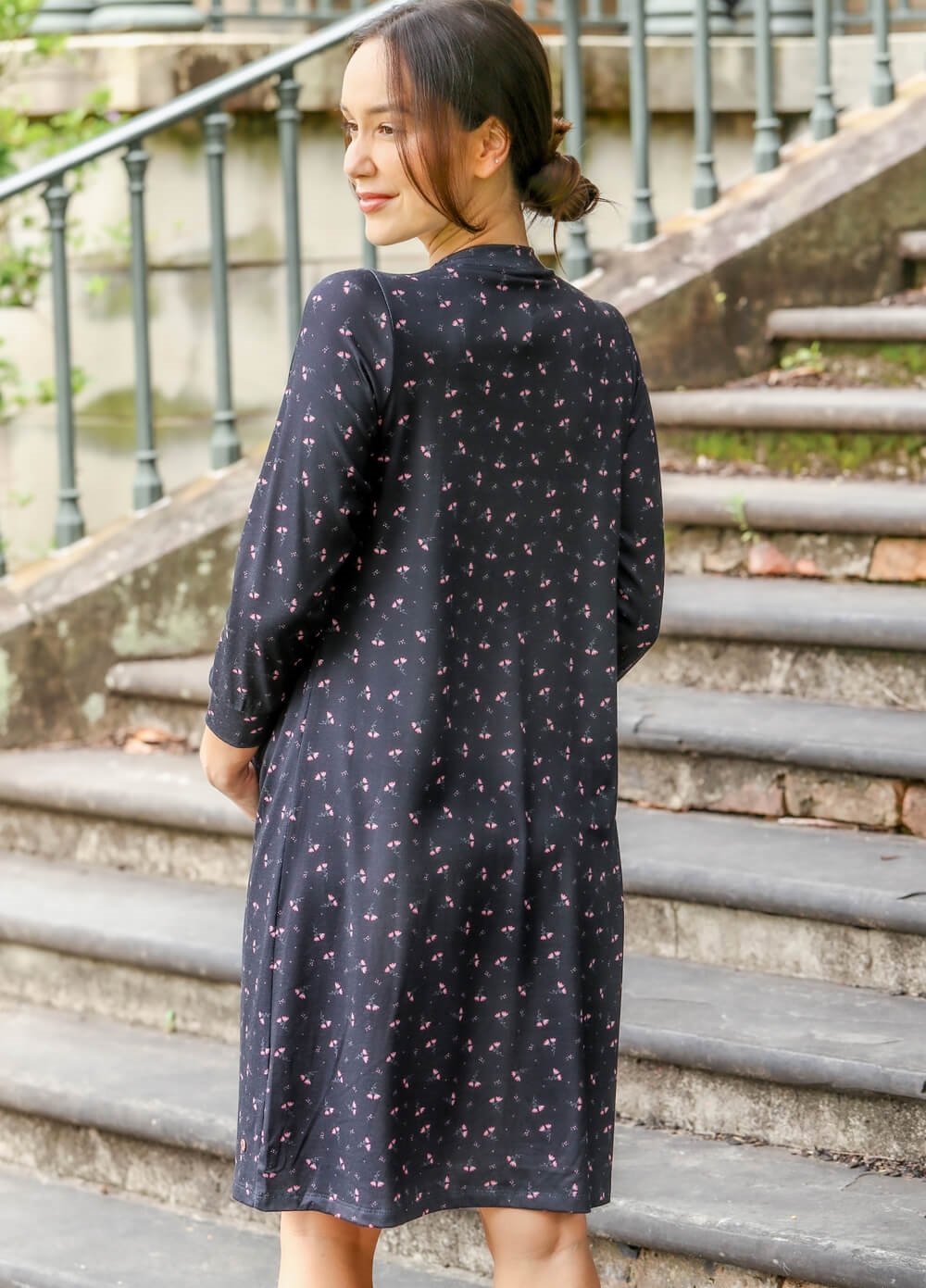 Floressa - Juniper Maternity Hospital Nursing Gown | Queen Bee