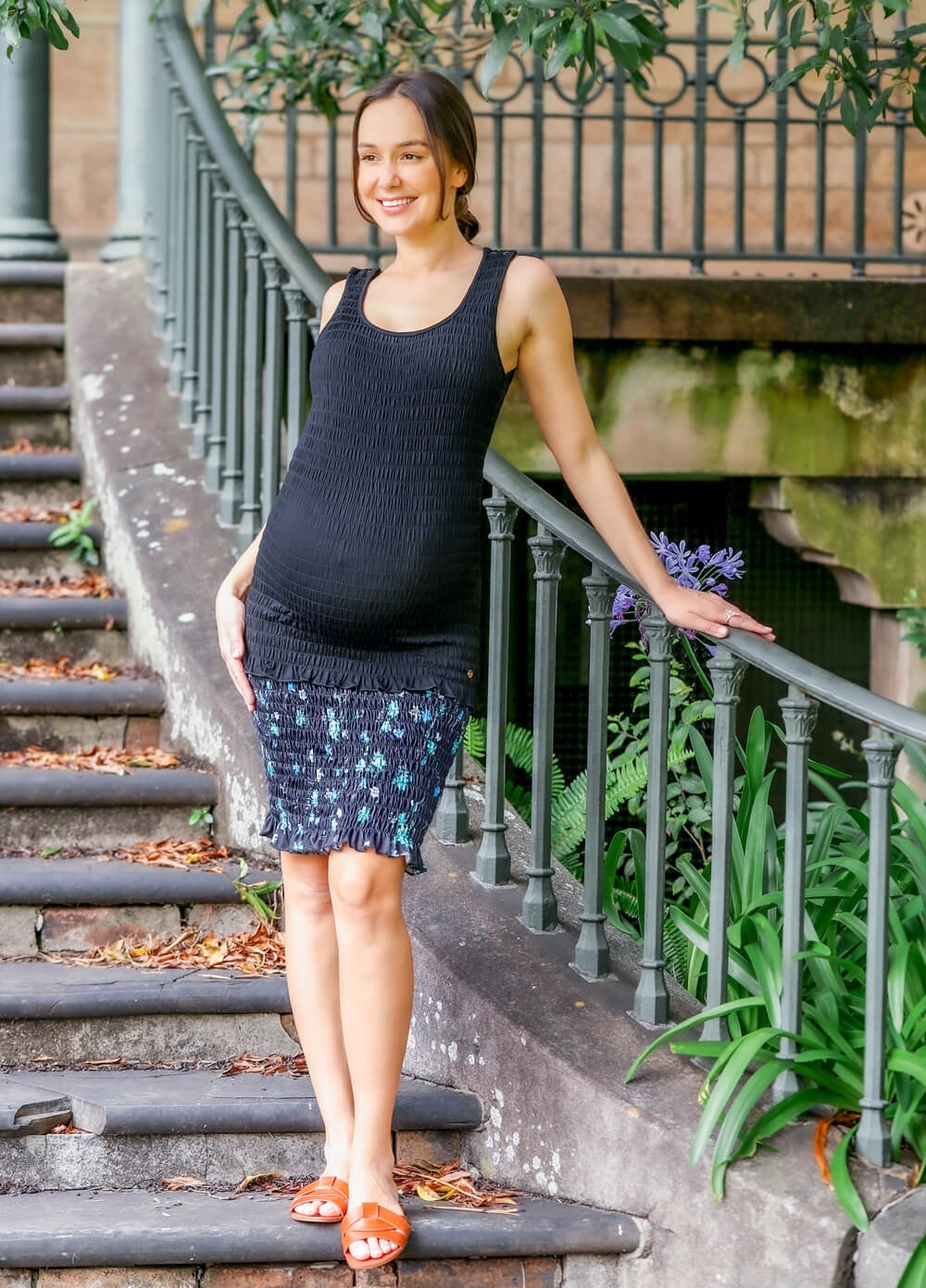 Floressa - Hana Smocked Maternity Nursing Tank in Black 