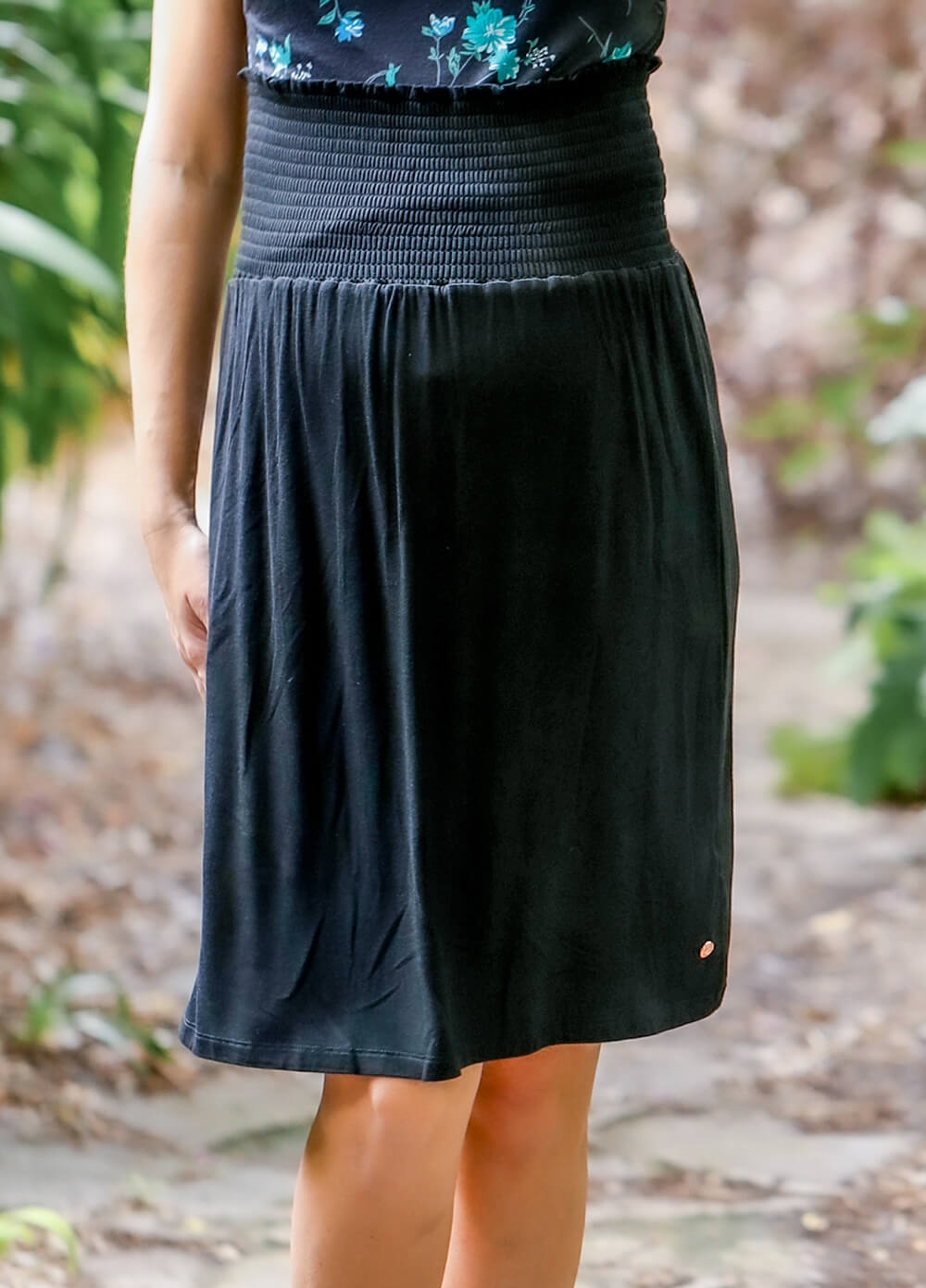 Floressa - Rosaline Gathered Maternity Skirt in Black | Queen Bee