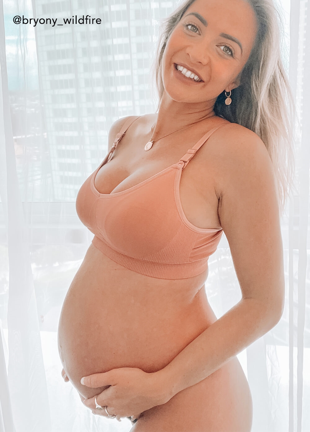 Queen Bee - Leonara Seamless Maternity Nursing Bra in Dark Pink