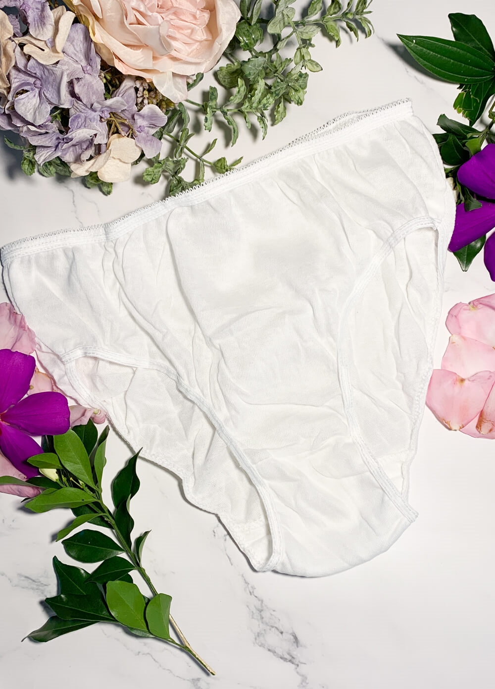 Queen Bee - Disposable Cotton Postpartum Underwear (4 pack)