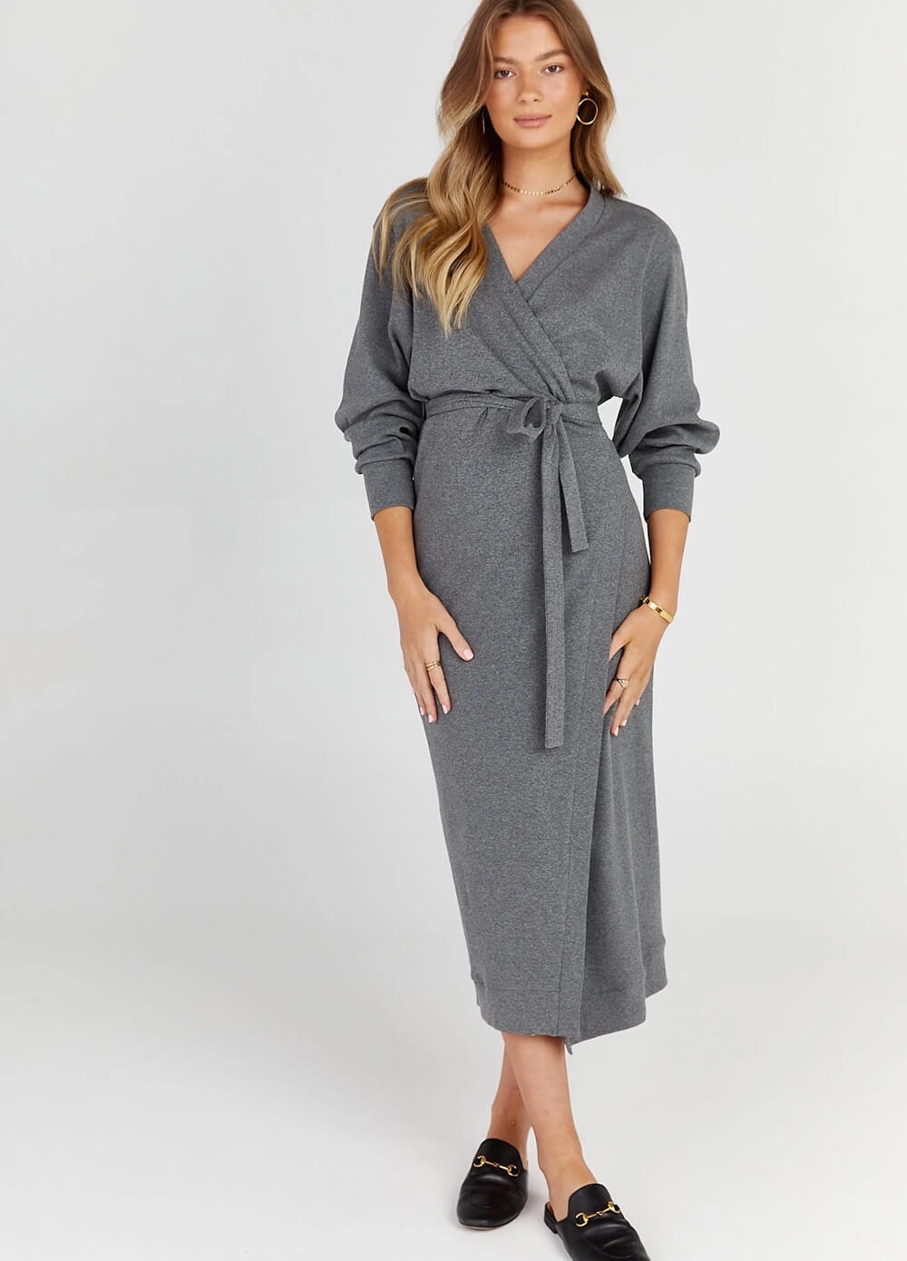 Legoe - Maternity Rib Wrap Dress in Dark Grey | Queen Bee