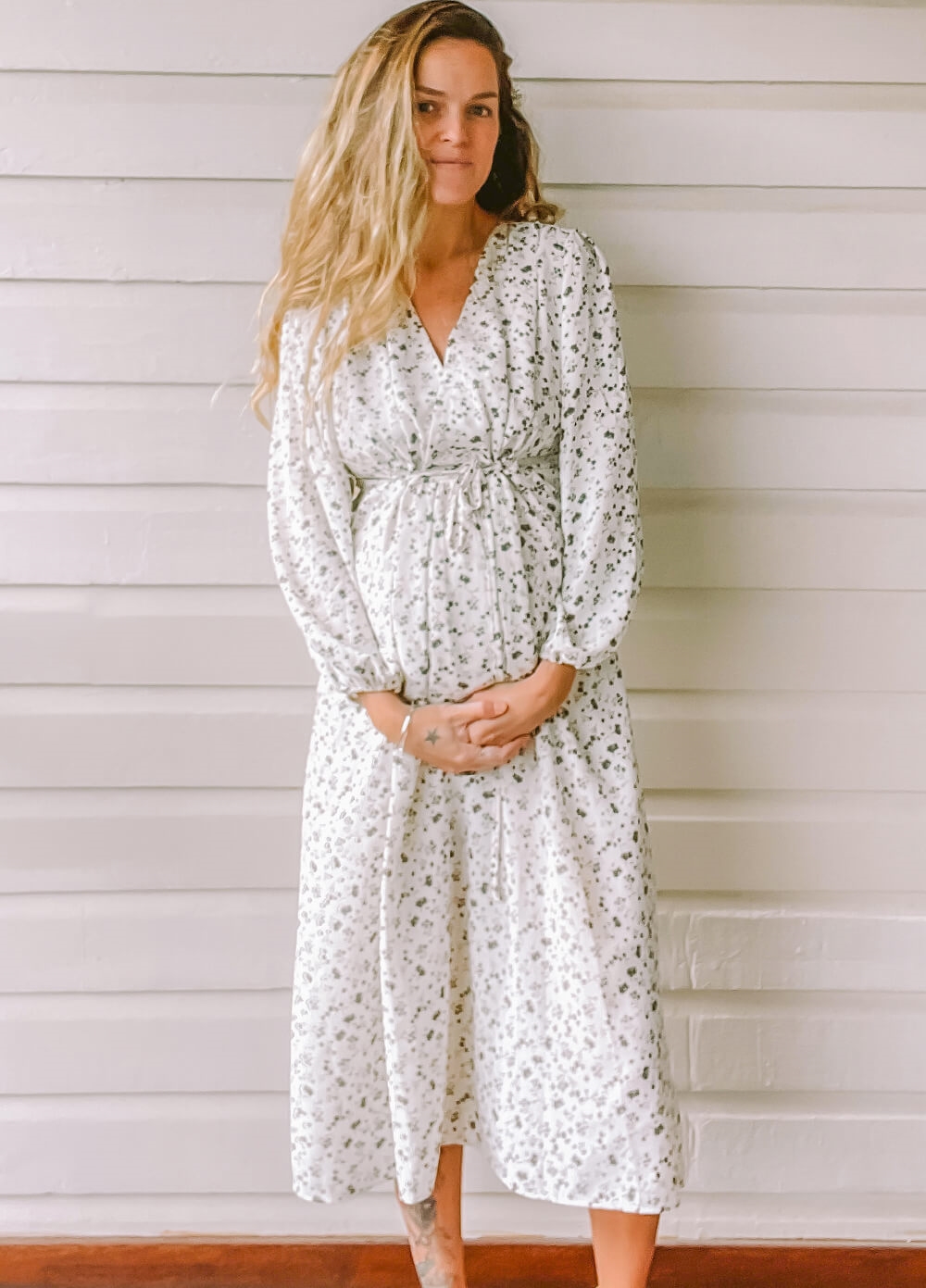 Lait & Co - Evie Maternity Midi Dress in Cream Floral