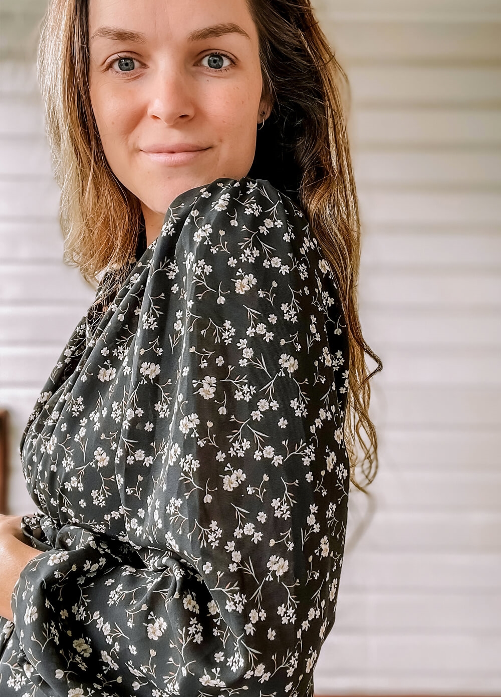 Lait & Co - Evie Maternity Midi Dress in Black Floral