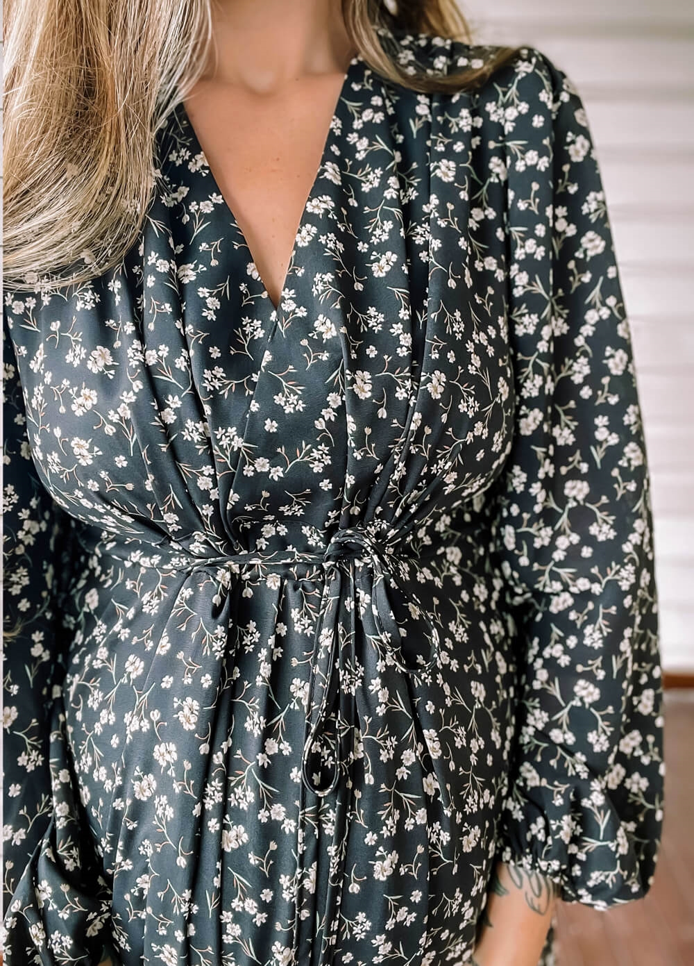 Lait & Co - Evie Maternity Midi Dress in Black Floral