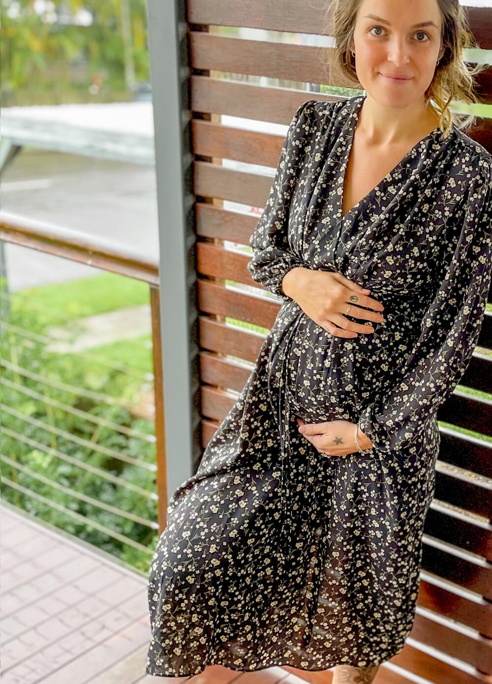 Lait & Co - Evie Maternity Midi Dress in Black Floral