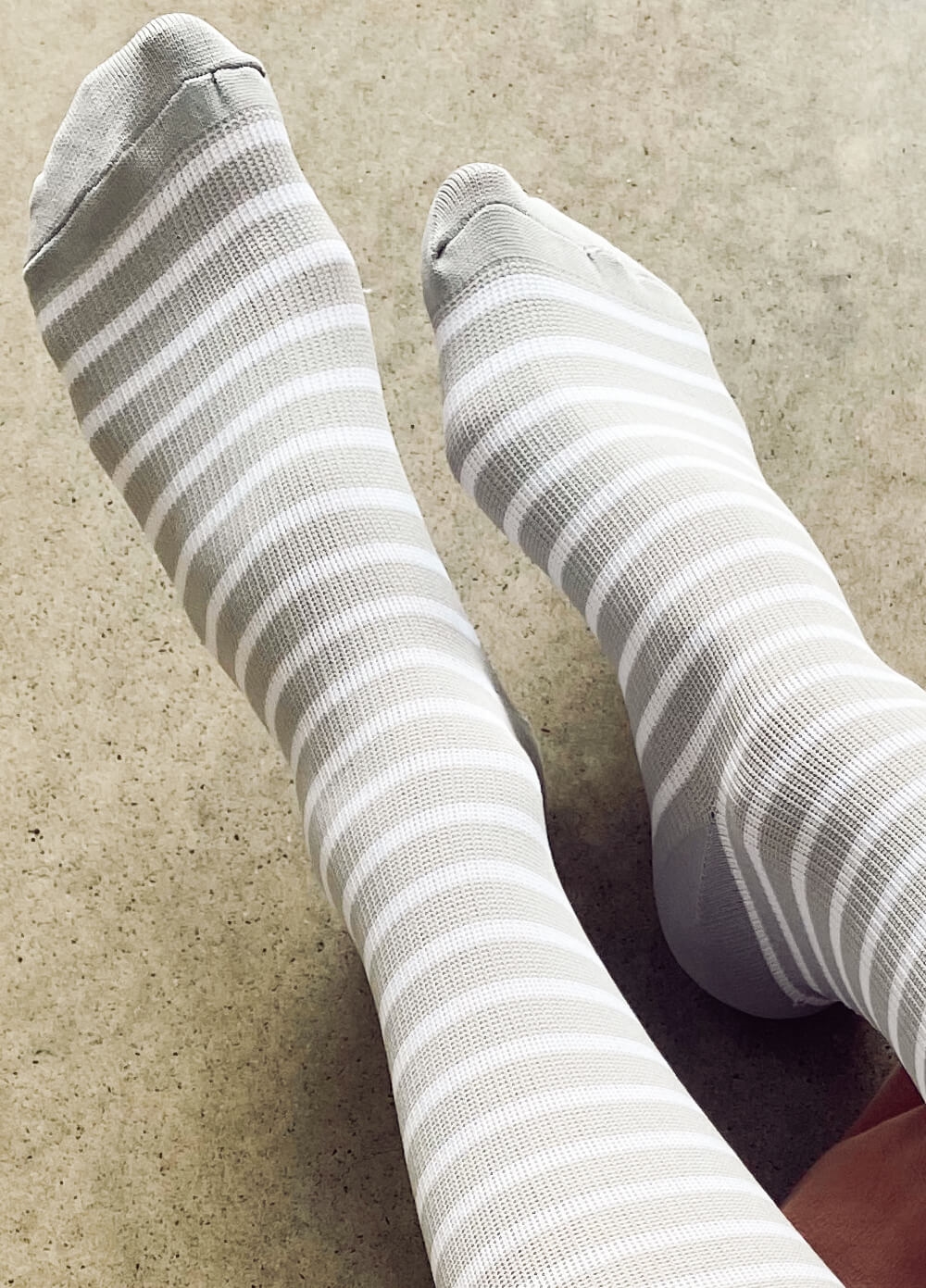 Mama Sox - Excite Maternity Compression Socks - White/Grey Stripe