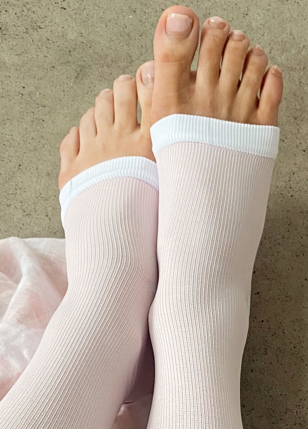 Mama Sox - Inspire Open Toe Maternity Compression Socks in Pale Pink