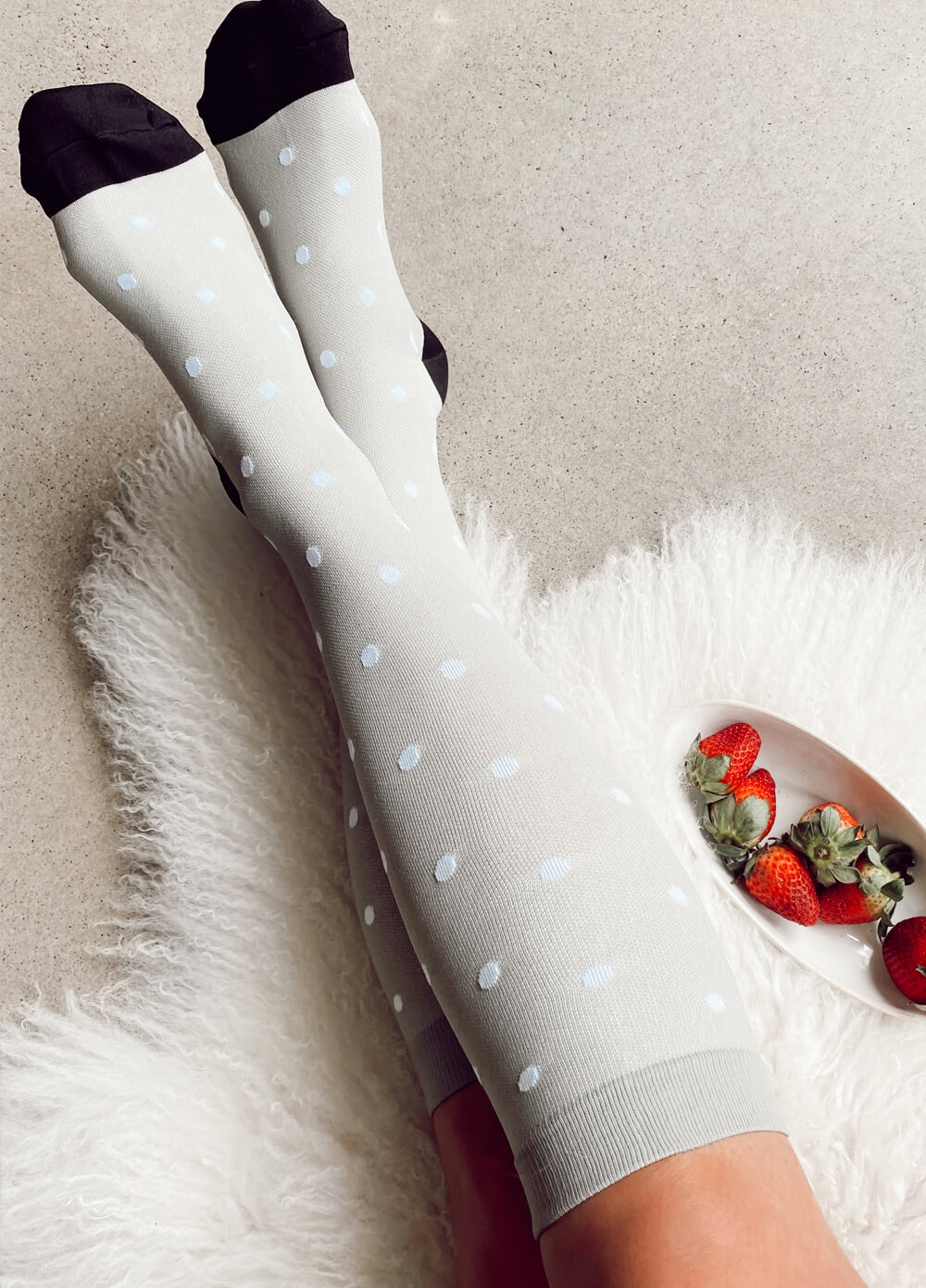 Mama Sox - Excite Maternity Compression Socks in Grey Polkadot