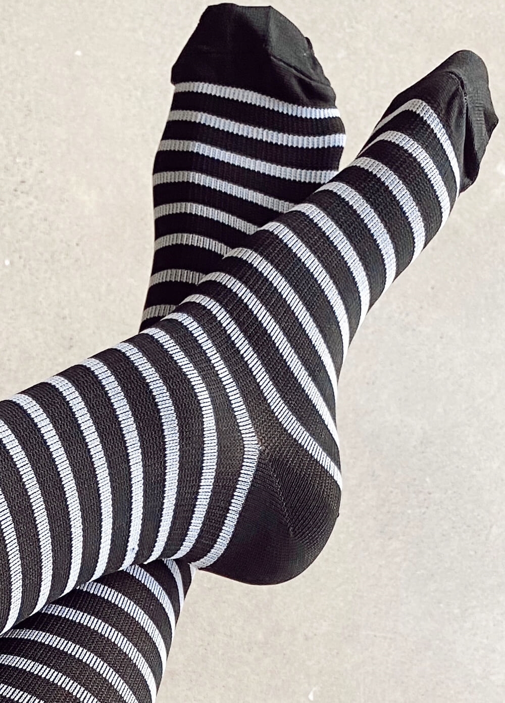 Mama Sox - Delight Maternity Compression Socks in Black Stripe