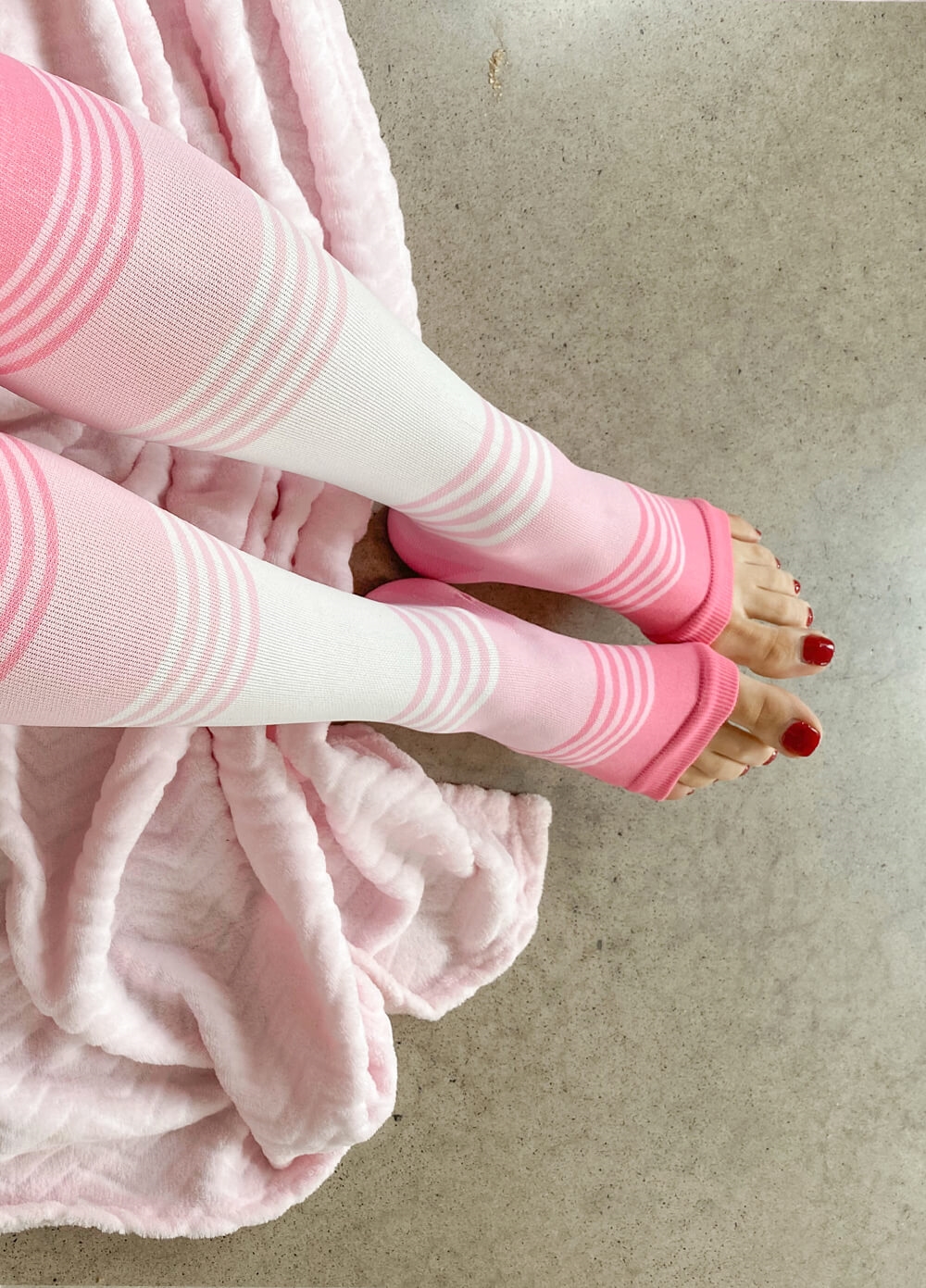 Mama Sox - Inspire Open Toe Maternity Compression Socks in Pink Stripes