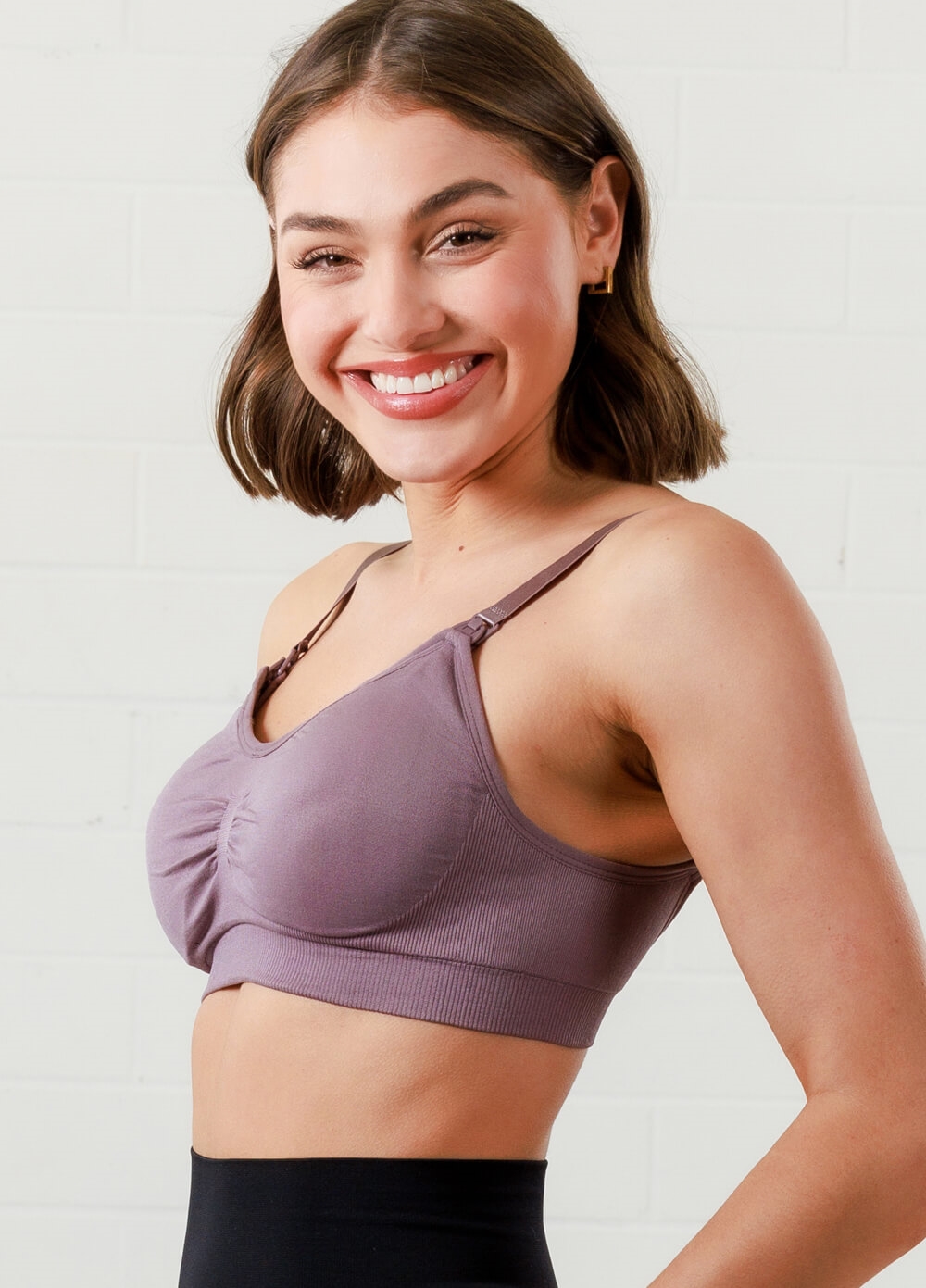 Queen Bee - Stella Seamless Pumping Bra in Mocha